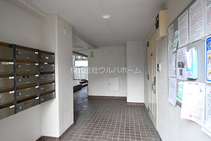 パールハイツ川越パートⅡ    共用部写真（エントランス）