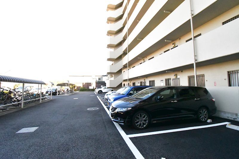 キャッスル川越南大塚  共用部写真（駐車場）