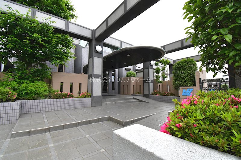 アステール川越  共用部写真（エントランス）