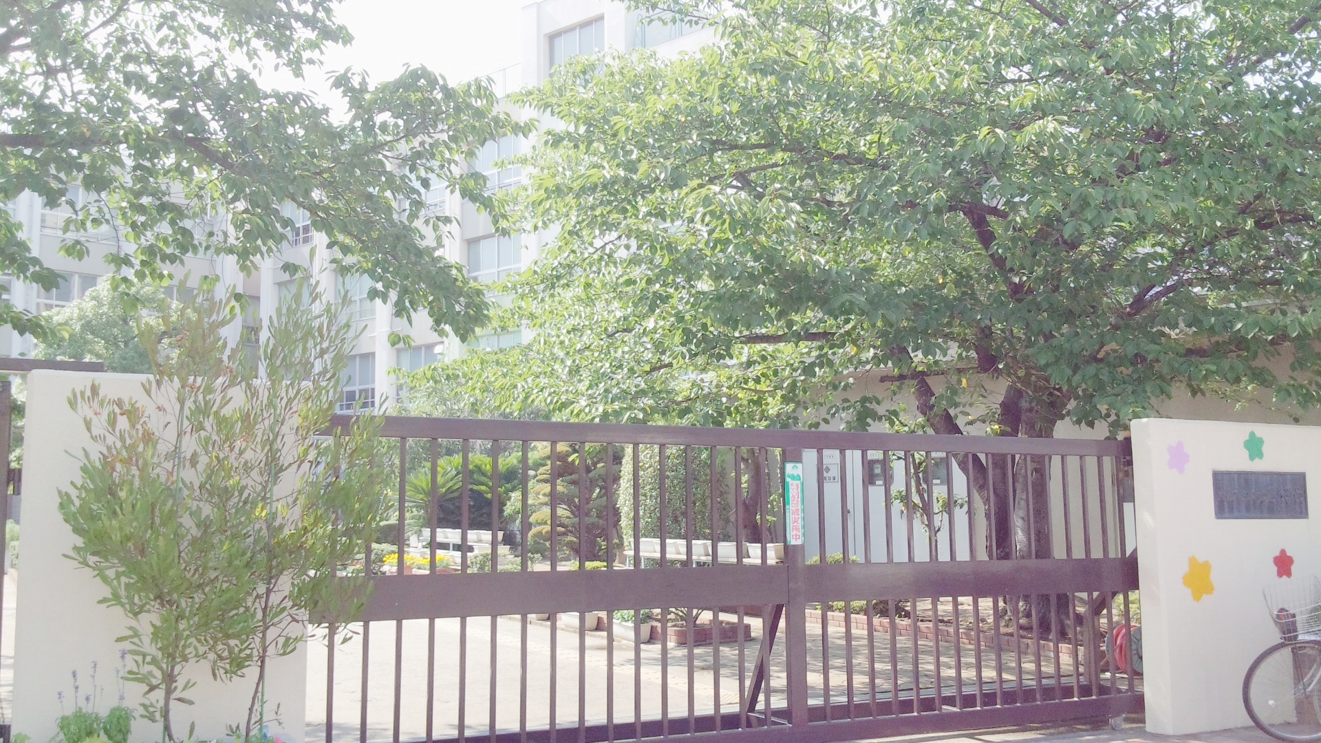 ビープレイス　Ｂ棟 小学校