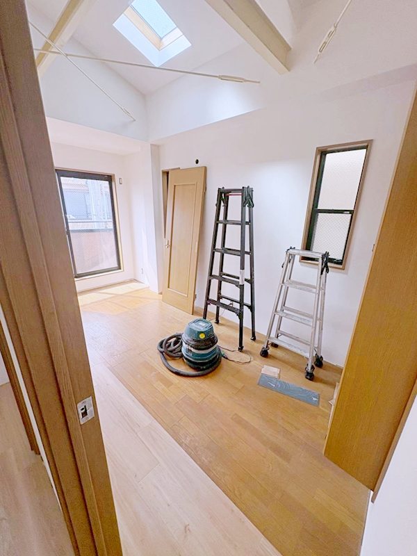 守口市竜田通２丁目　中古戸建 内観写真（リビング以外の居室）