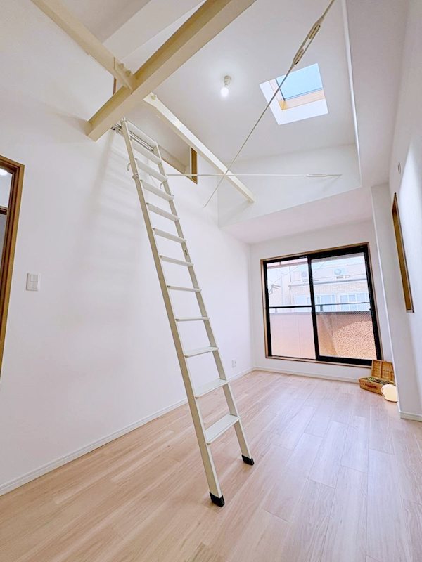守口市竜田通２丁目　中古戸建 内観写真（リビング以外の居室）