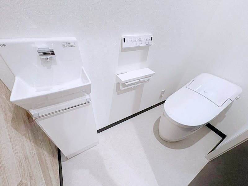 kiNOie東大阪市衣摺４丁目　新築戸建 内観写真（トイレ）