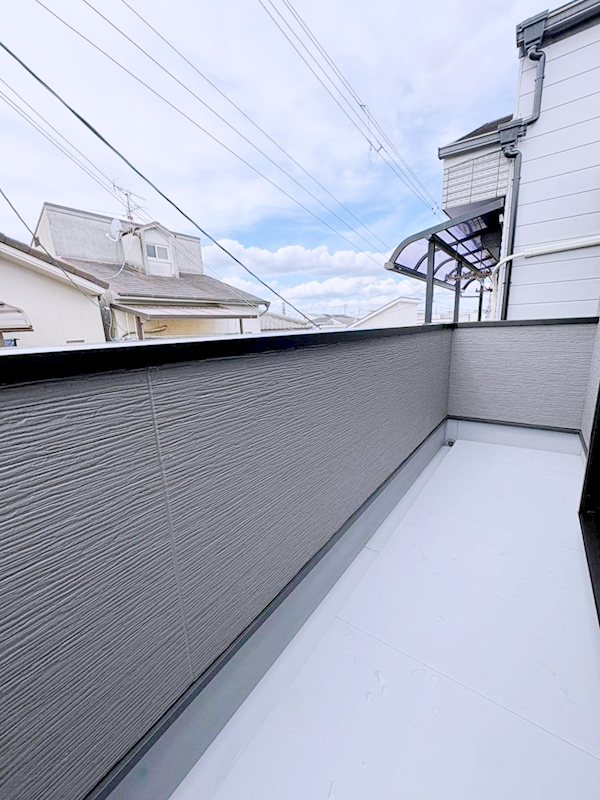 kiNOie東大阪市衣摺４丁目　新築戸建 現地写真（バルコニー）