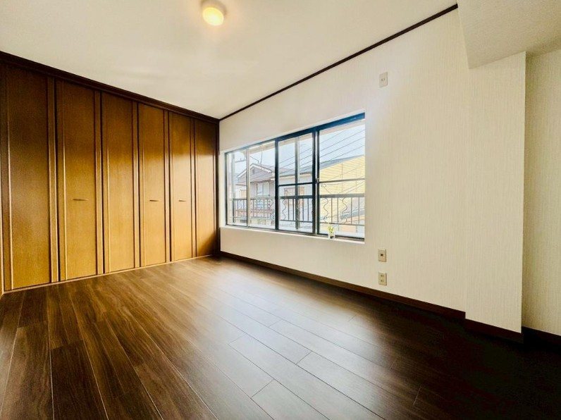大阪市旭区清水１丁目中古戸建 内観写真（リビング以外の居室）