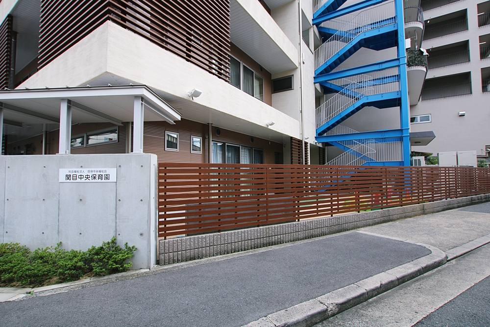 大阪府大阪市城東区関目６丁目 幼稚園