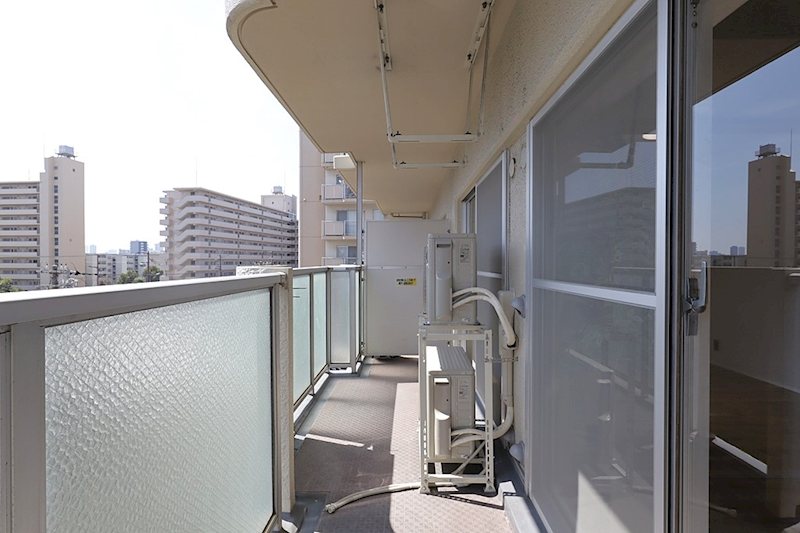 イトーピア鶴見 現地写真（バルコニー）