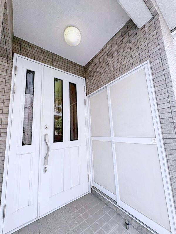 大阪市旭区高殿７丁目　中古戸建 現地写真（玄関）