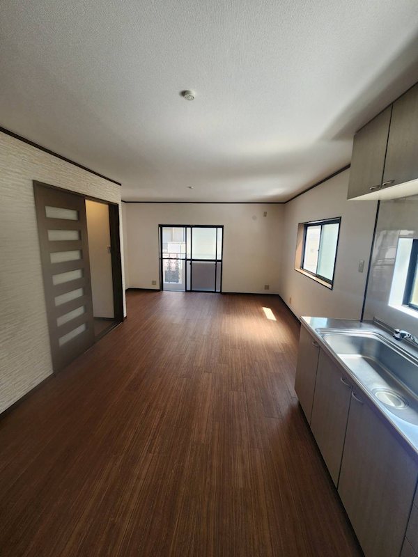 大阪市城東区新喜多東１丁目中古戸建 内観写真（リビング）