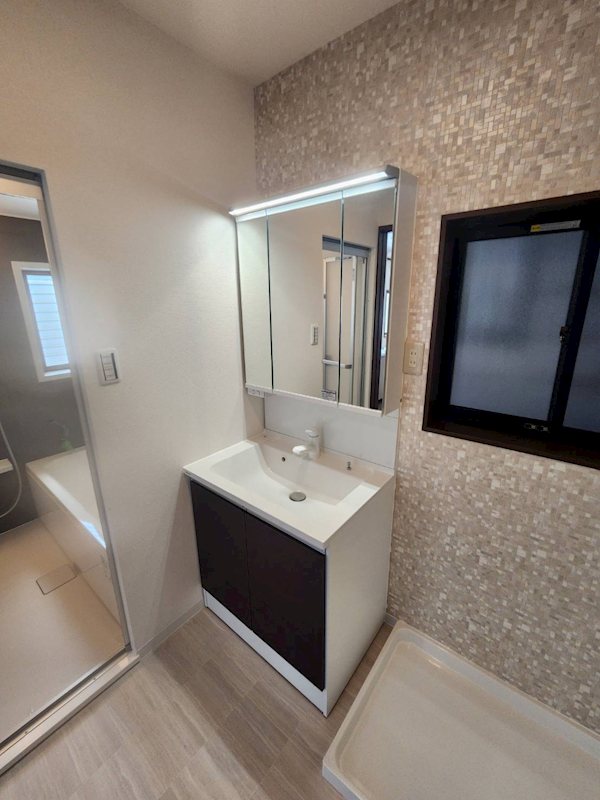 大阪市城東区新喜多東１丁目中古戸建 内観写真（洗面台・洗面所）