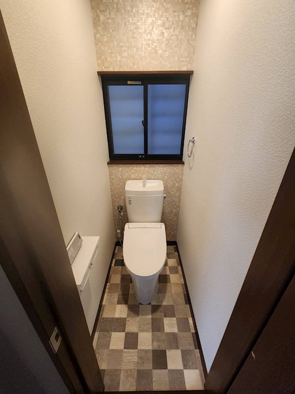 大阪市城東区新喜多東１丁目中古戸建 内観写真（トイレ）