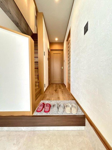 大阪市都島区高倉町２丁目中古戸建 現地写真（玄関）