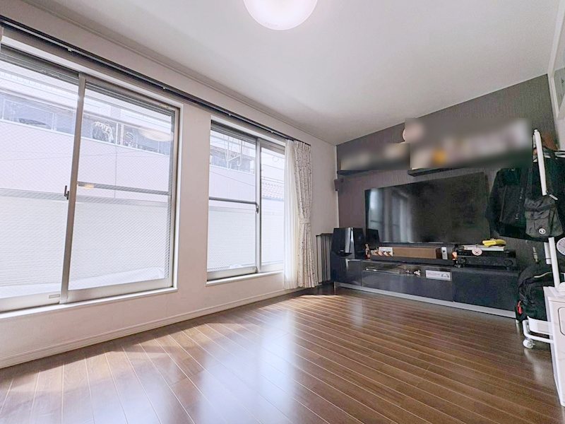 大阪市旭区森小路２丁目　中古戸建  内観写真（リビング）