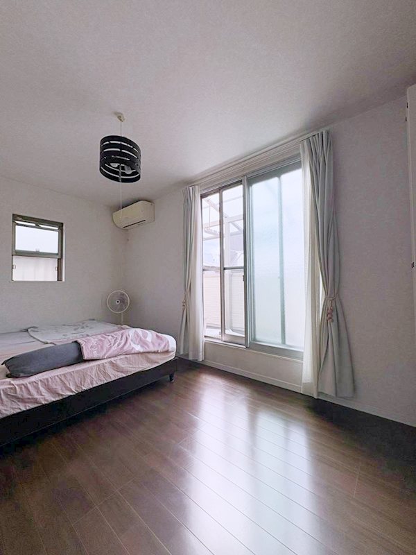大阪市旭区森小路２丁目　中古戸建  内観写真（リビング以外の居室）