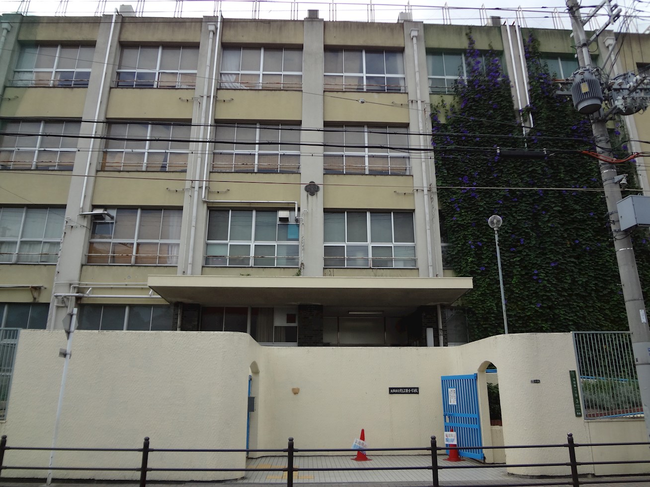 ローレルコート今福鶴見 小学校