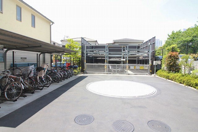 シティハウス文京本駒込 共用部写真（駐車場）