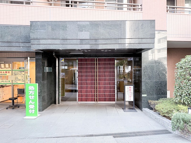 エクセレント文京動坂 共用部写真（エントランス）
