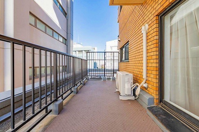 ライオンズマンション文京第2 現地写真（バルコニー）