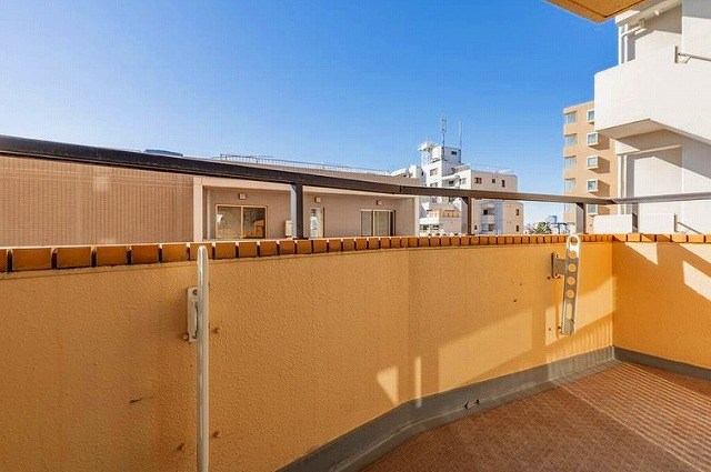 ライオンズマンション文京第2 現地写真（バルコニー）