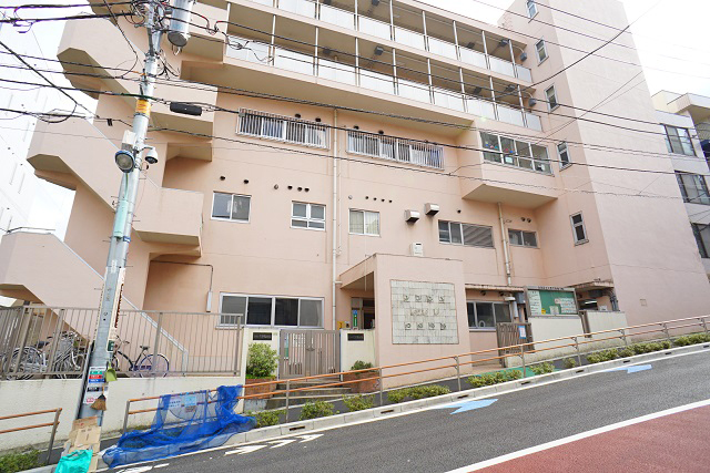 小石川ハイツ 幼稚園