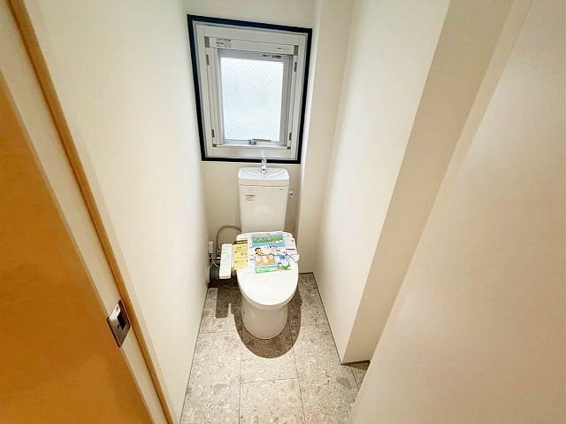 東和ビル 内観写真（トイレ）