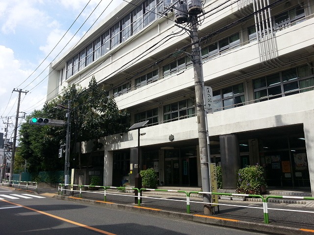 東和ビル 小学校