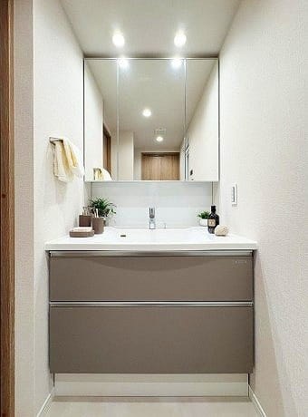 ファミールヒルズ本郷東大前 内観写真（洗面台・洗面所）