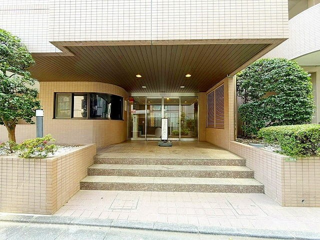 アドリーム文京動坂 共用部写真（エントランス）
