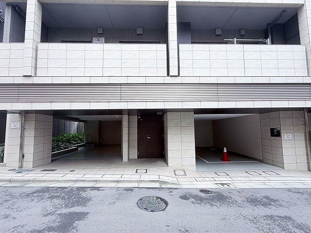 オープンレジデンシア本郷後楽園 共用部写真（駐車場）