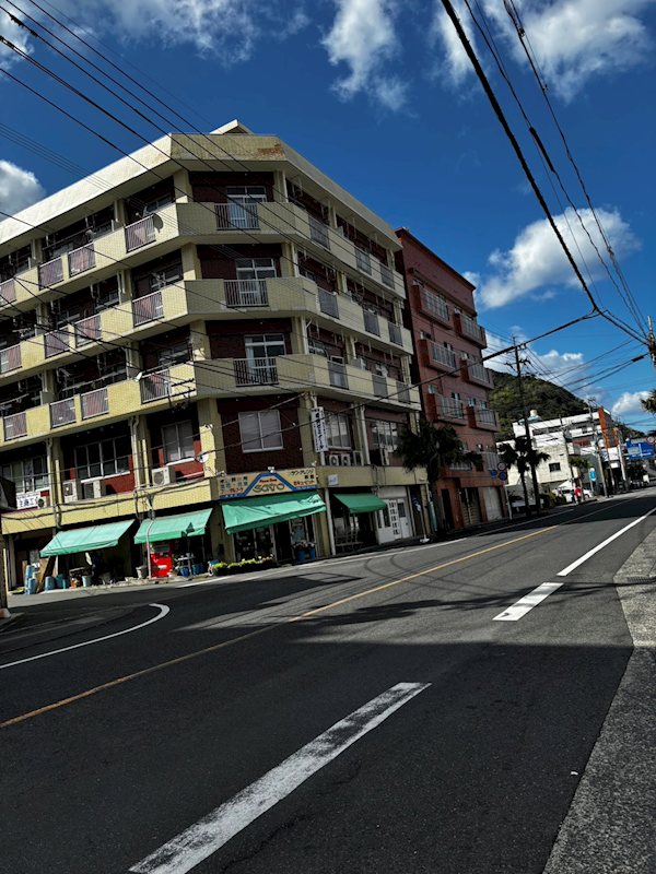 【売ビル】奄美市名瀬長浜町　9,800万円→8,900万円 間取図・土地図