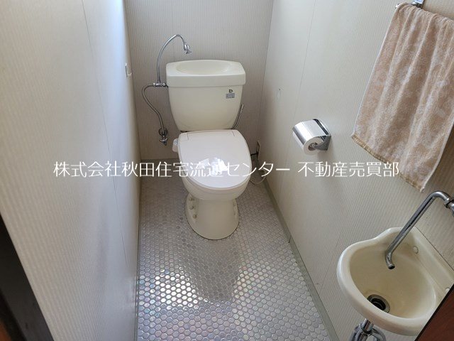 新藤田字治郎沢　中古住宅 内観写真（トイレ）