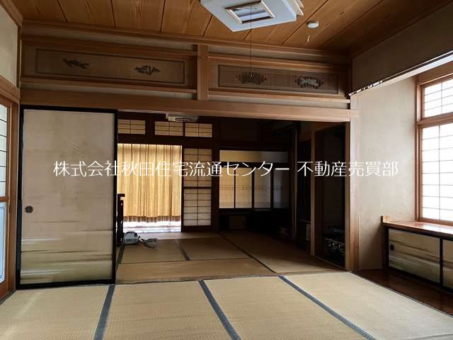 横手市雄物川町大沢　中古住宅 内観写真（リビング以外の居室）