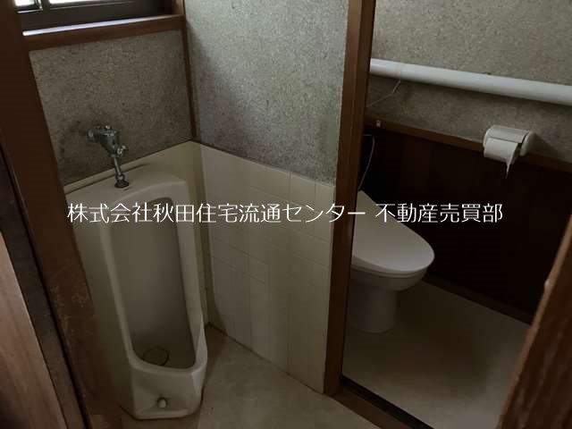 横手市雄物川町大沢　中古住宅 内観写真（トイレ）