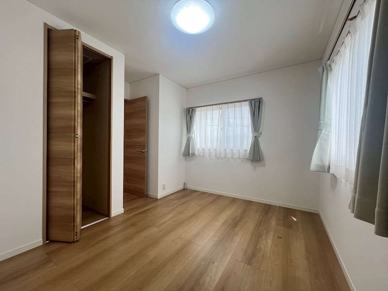 西方２丁目中古戸建 内観写真（内装）