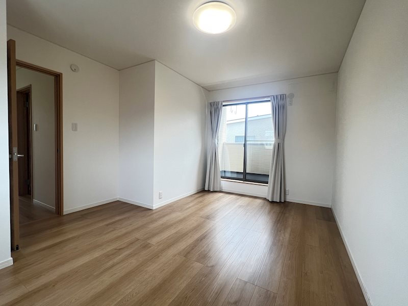 西方２丁目中古戸建 内観写真（内装）
