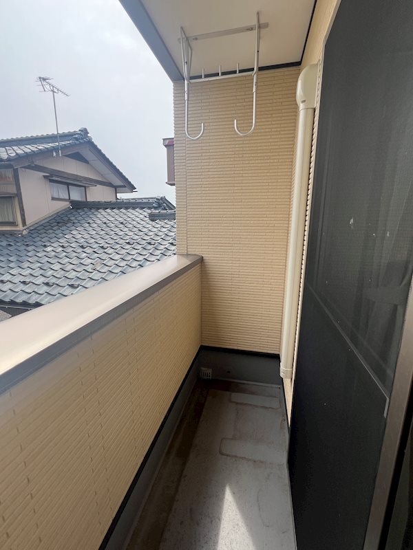 西方２丁目中古戸建 現地写真（バルコニー）