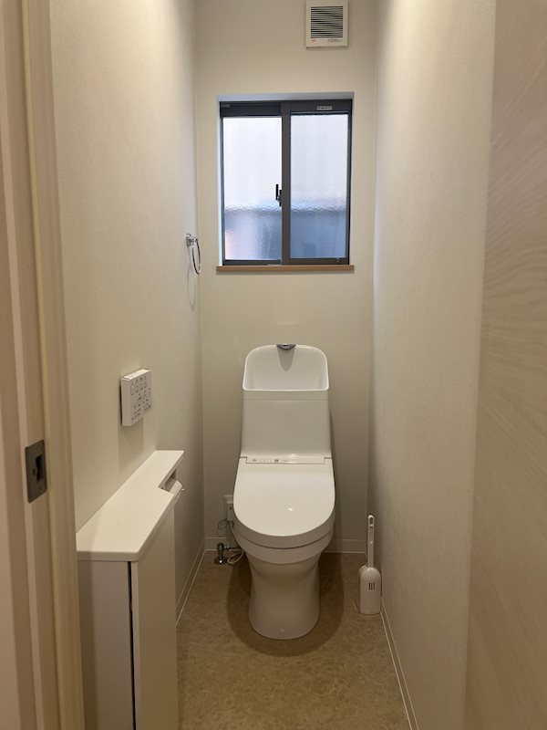 西方２丁目中古戸建 内観写真（トイレ）