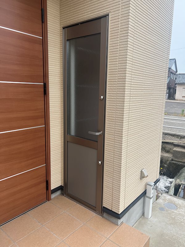 西方２丁目中古戸建 内観写真（収納）