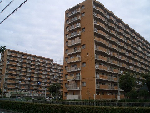 白川高層住宅3号棟 外観写真