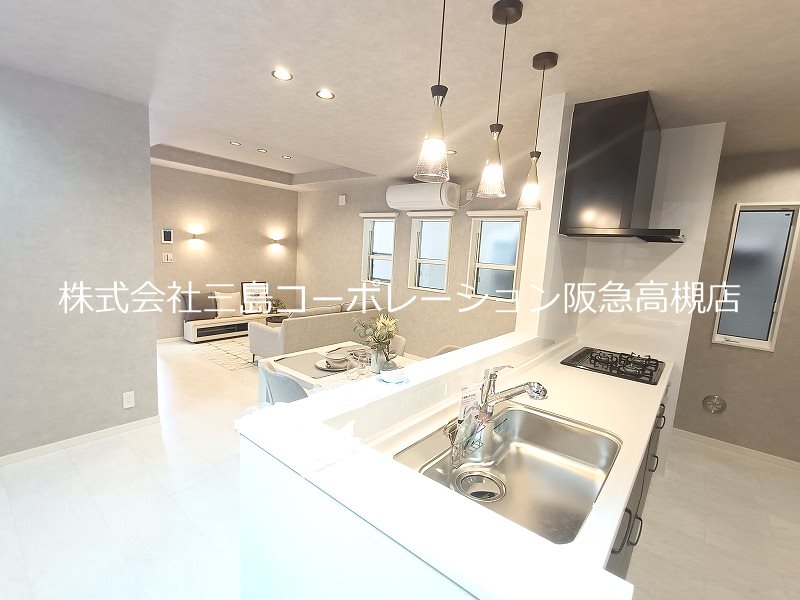 高槻市川西町3丁目　中古一戸建 外観写真