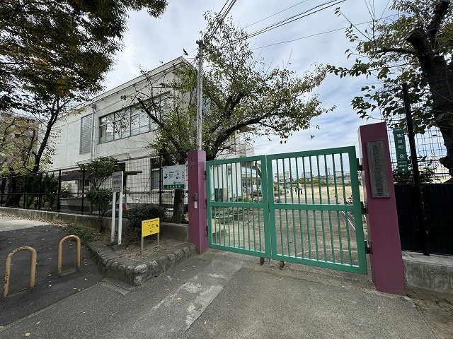 玉川幼稚園 600m 徒歩約8分 周辺教育施設が充実 お子様の子育て環境に適しています♪ 富田第二住宅75号棟 その他