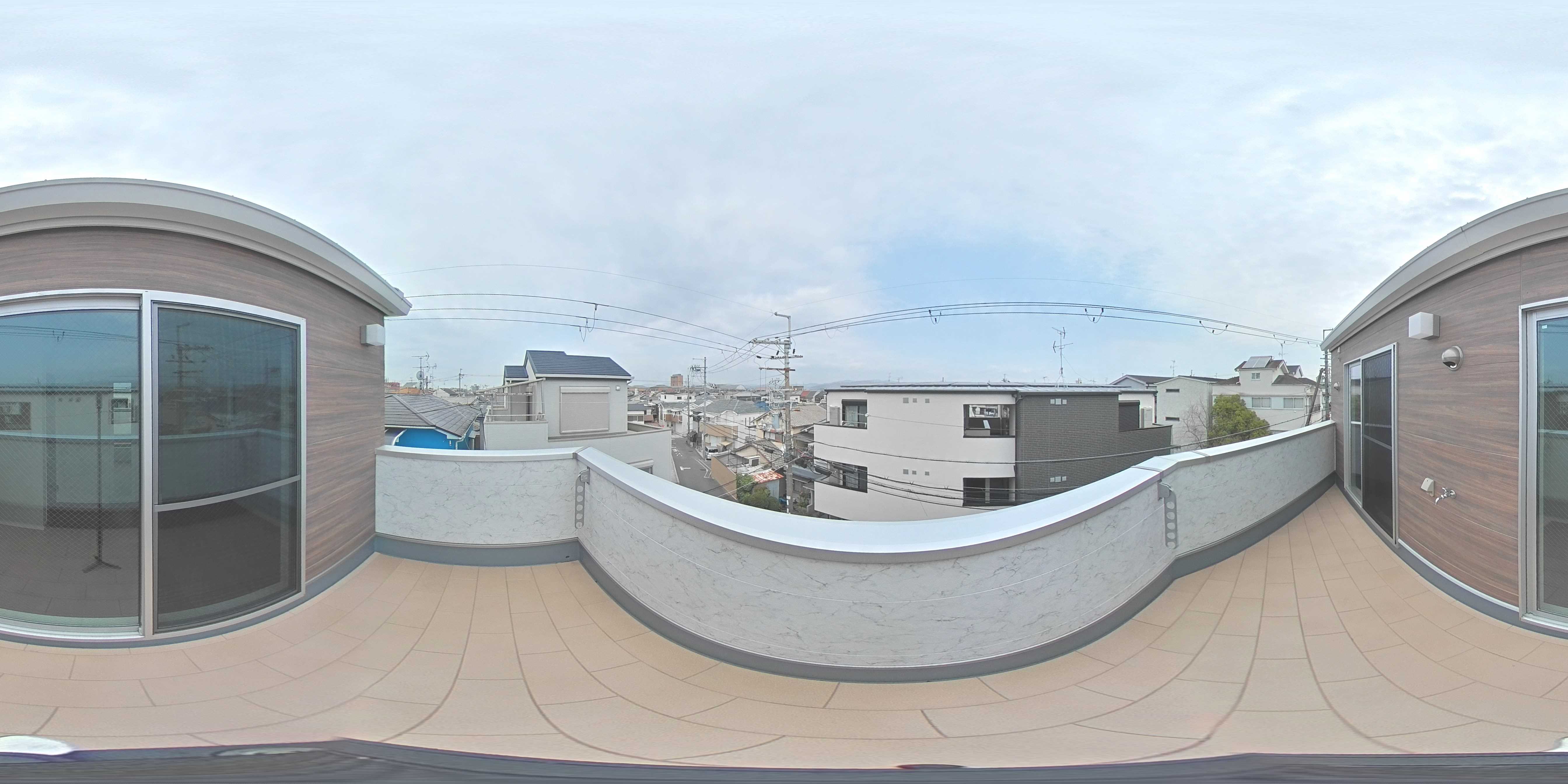 須山町一戸建 現地写真（バルコニー）