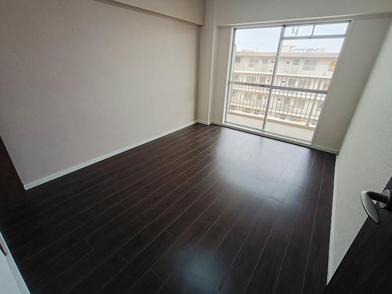 洋室6.2帖(クローゼット付き) 春日丘グリーンハイツB棟 607号室 その他