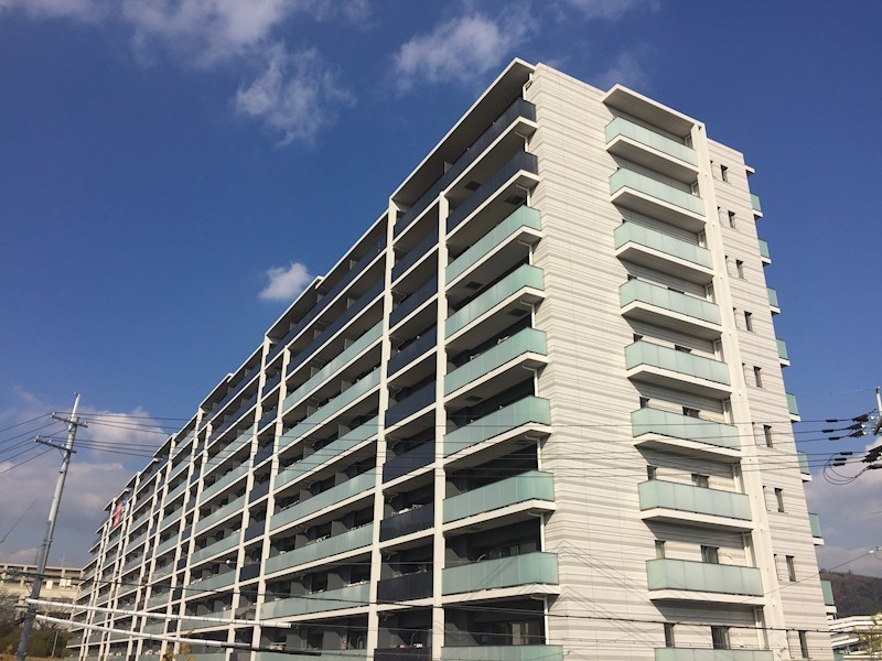 アーバン島本シティ 外観写真