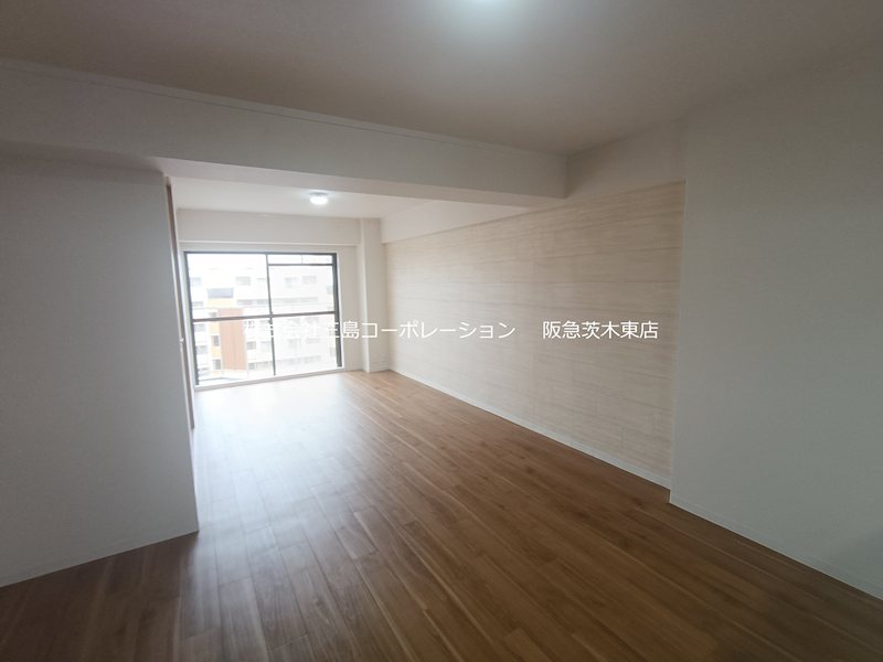 白川高層住宅5号棟 内観写真（リビング）