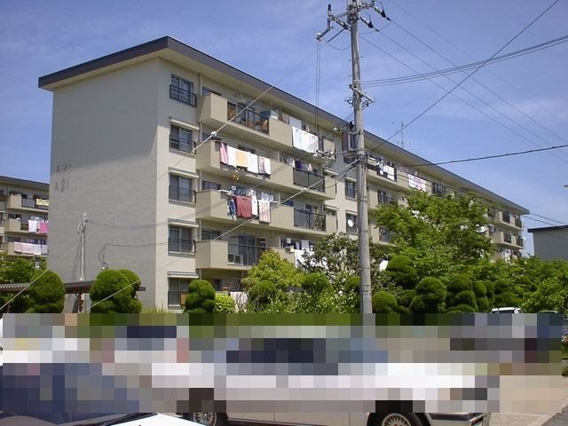 茨木郡山住宅A21棟 外観写真