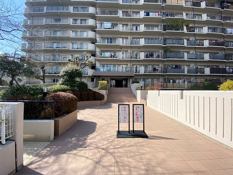 共用部(スロープもあります) ネオコーポ茨木 その他