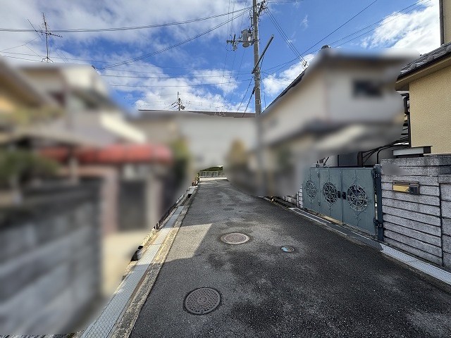 前面道路含む 高槻市土室町 中古一戸建 その他