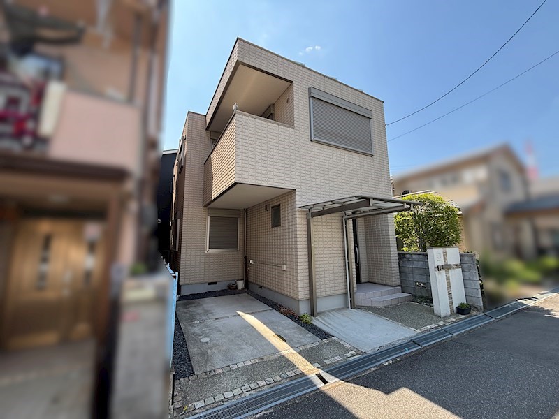 高槻市日向町　中古一戸建 外観写真