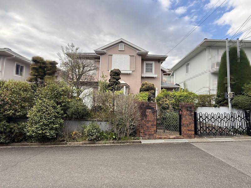 高槻市高見台　中古一戸建 外観写真